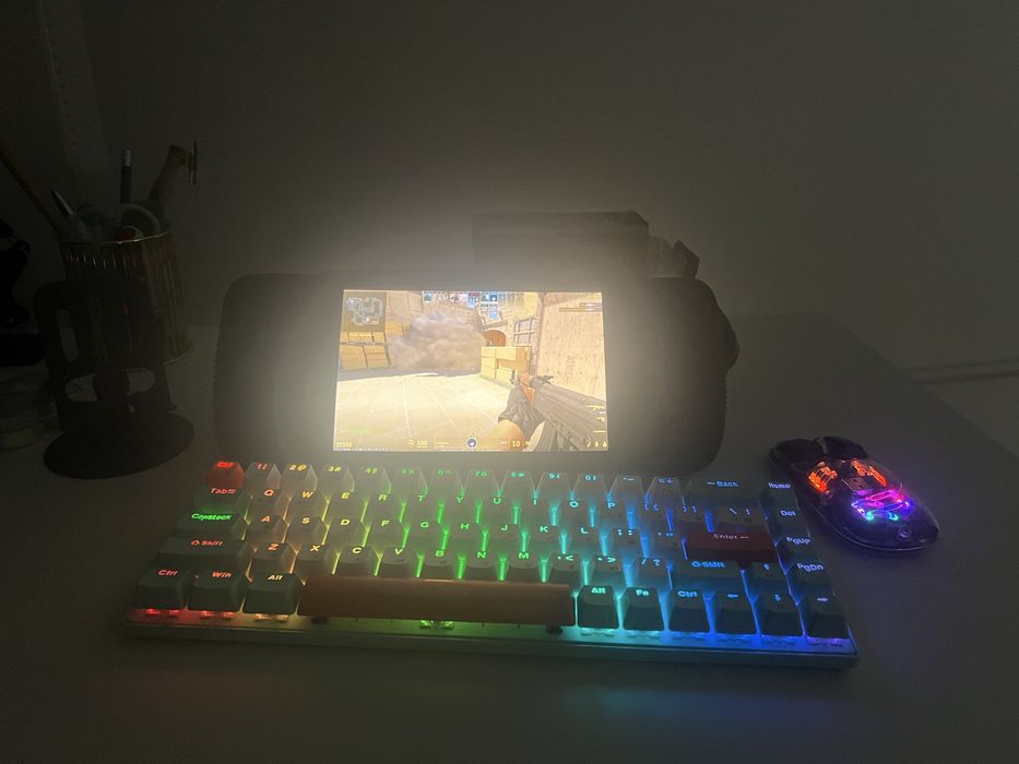 Steam Deck OLED 512 ГБ. Состояние отличное, работает идеально