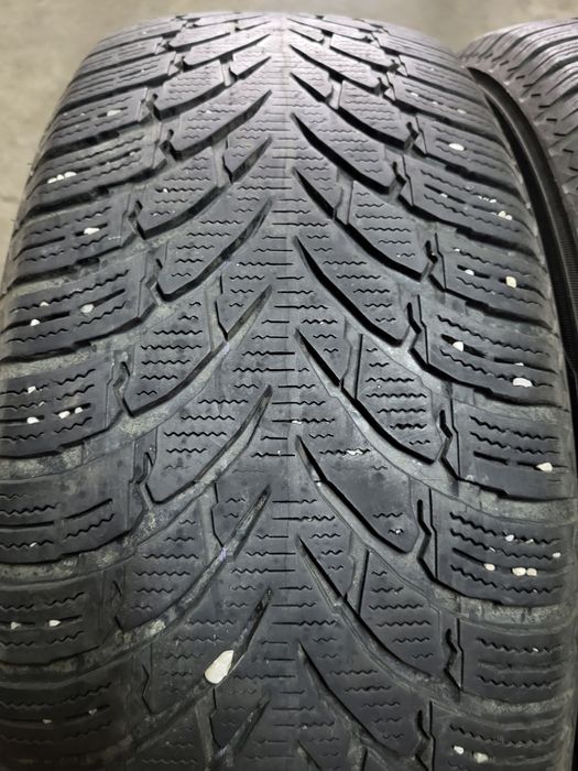 4 anvelope 235 60 R 18 Nokian iarna