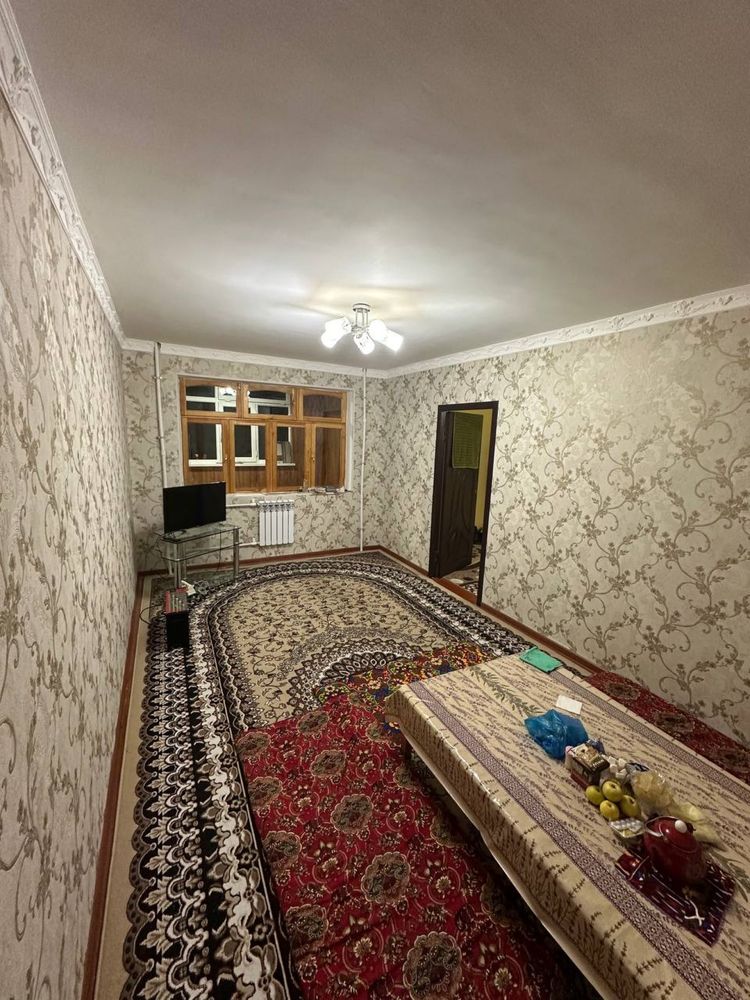 Срочно 2х Октяабирь базар сдаётся