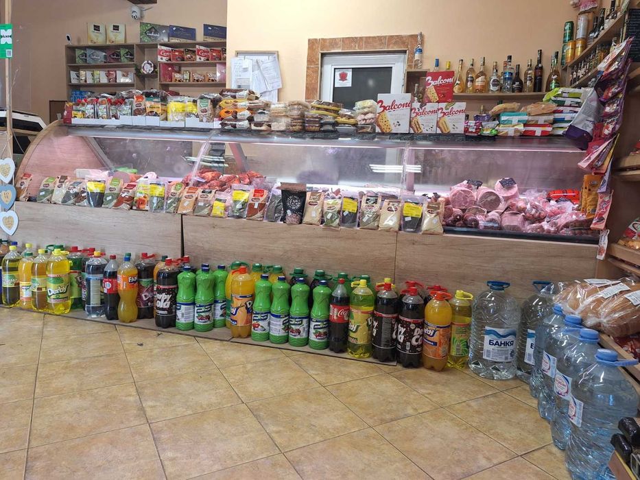 Хладилна витрина