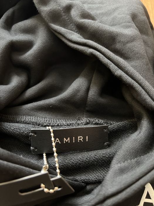 Суичър  на Amiri