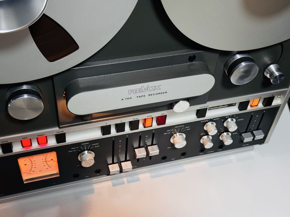 Magnetofon STUDER/REVOX A700-colecție,impecabil-uzură 0,de referință