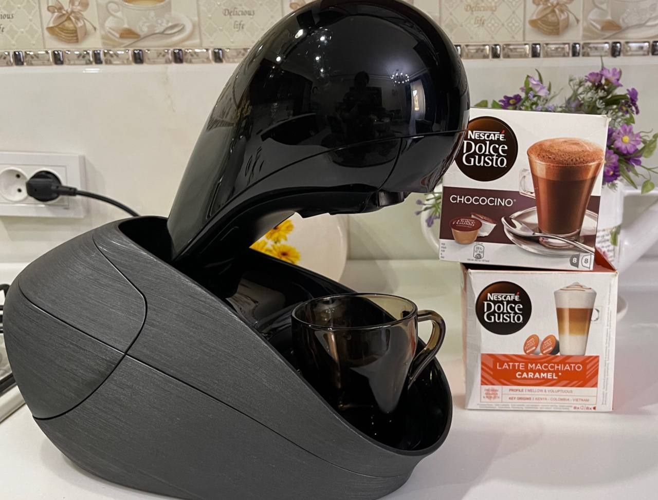 Продаётся кофемашина Krups Nescafé Dolce Gusto Movenza.