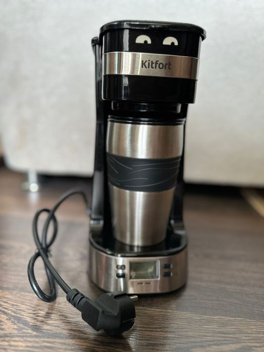 Продам кофеварку Kitfort KT-795