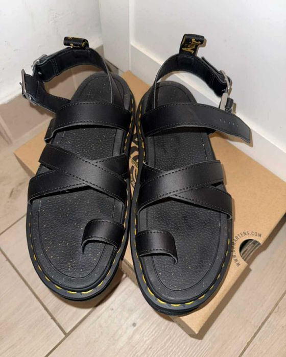 Sandale Dr. Martens Avery Originale!