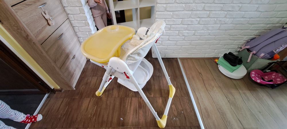 Детски стол за хранене