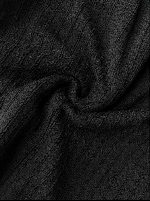 Rochie tip body cu dantelă