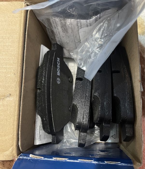 Set placute+discuri de frana Bosch spate