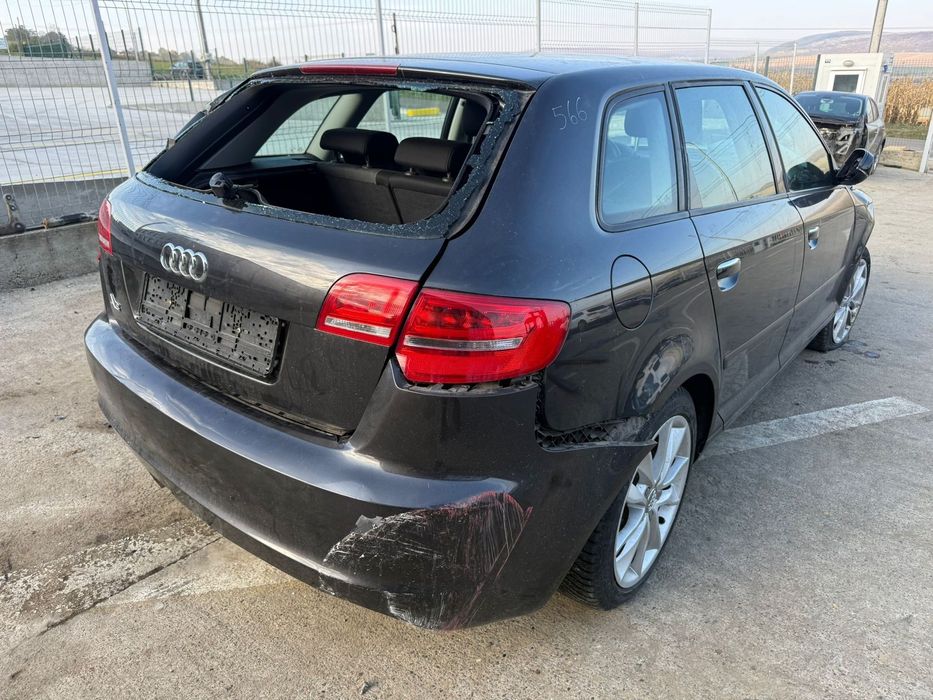 Dezmembrez / Dezmembrari / Piese / Accesorii Audi a3 2010 1.4 tsi CAXC 120.000 km stanga