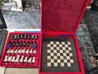 Мраморен шах с дъска 20 см х 20 см