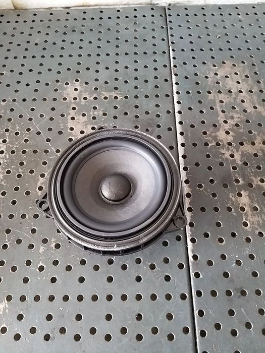Boxa audio dreapta spate bmw seria 1 f40 6513262246901 8927028308a