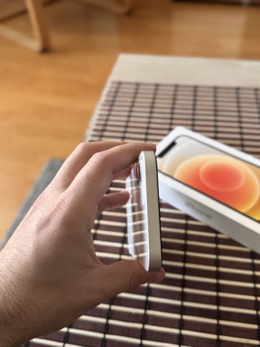 iPhone 12, Whtie 128 GB