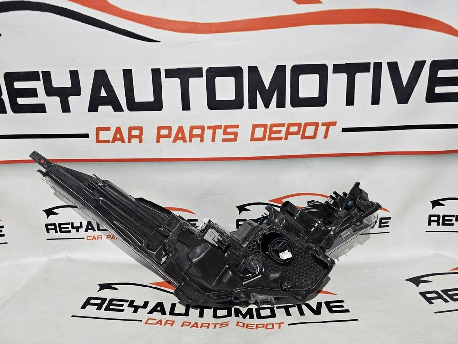 Far stanga led Toyota CHR C-HR Facelift 2019 cod 81150-F4281-00