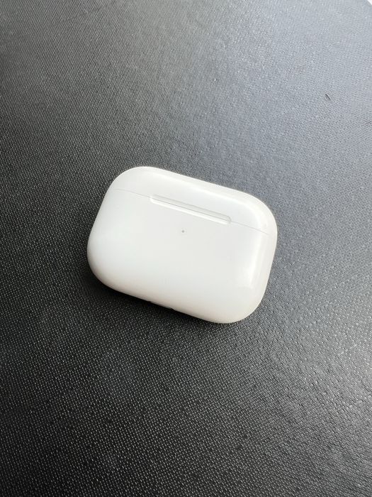 Кейс AirPods Pro 1