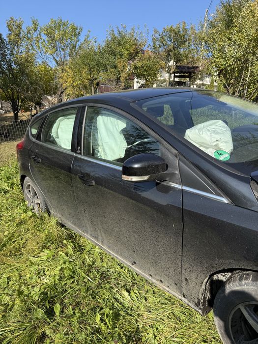 Ford focus pentru dezmembrari