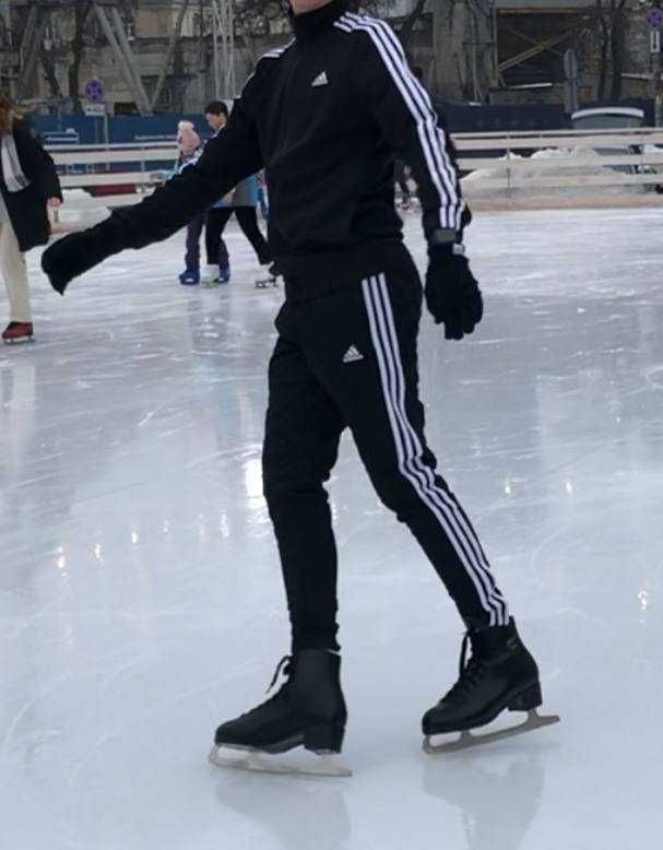 Костюм Adidas размер S