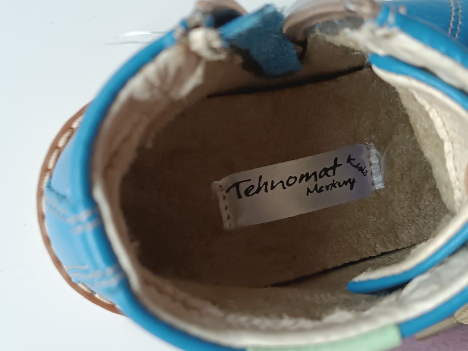 Детски боти Tehnomat Merkury Kids 31

Размер:
Номер 31,  височина до г