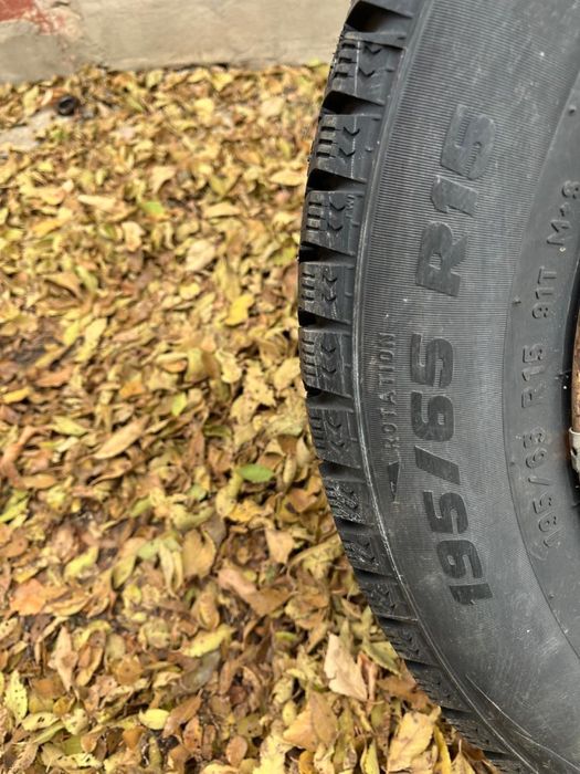 Продам шины 195*65 R15 Pirelli