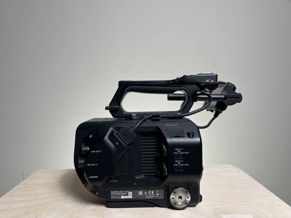 Sony PXW-FS7 XDCAM Super 35 Camera System Professional Camcorder