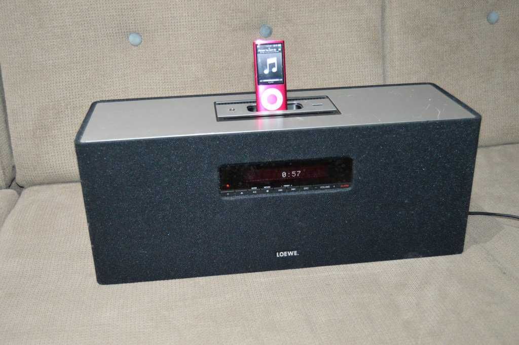 Boxa LOEWE SoundBox Dock ipod, CD player, FM, Aux, USB 2x15W Defect