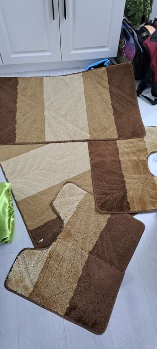 Продам коврики для ванны