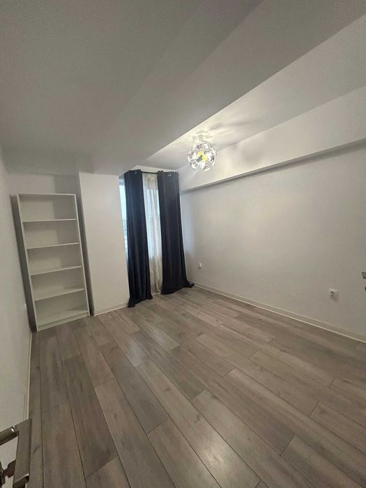 De vanzare apartament 3 camere Techirghiol