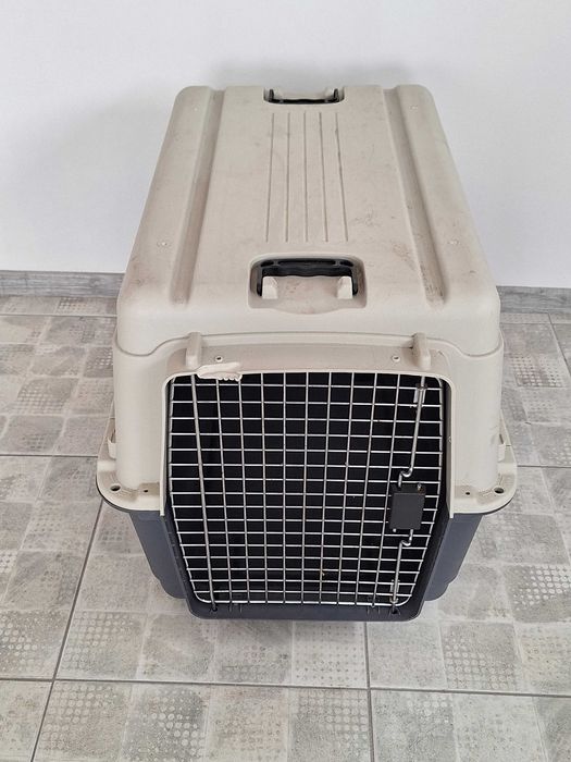 Голяма клетка за куче