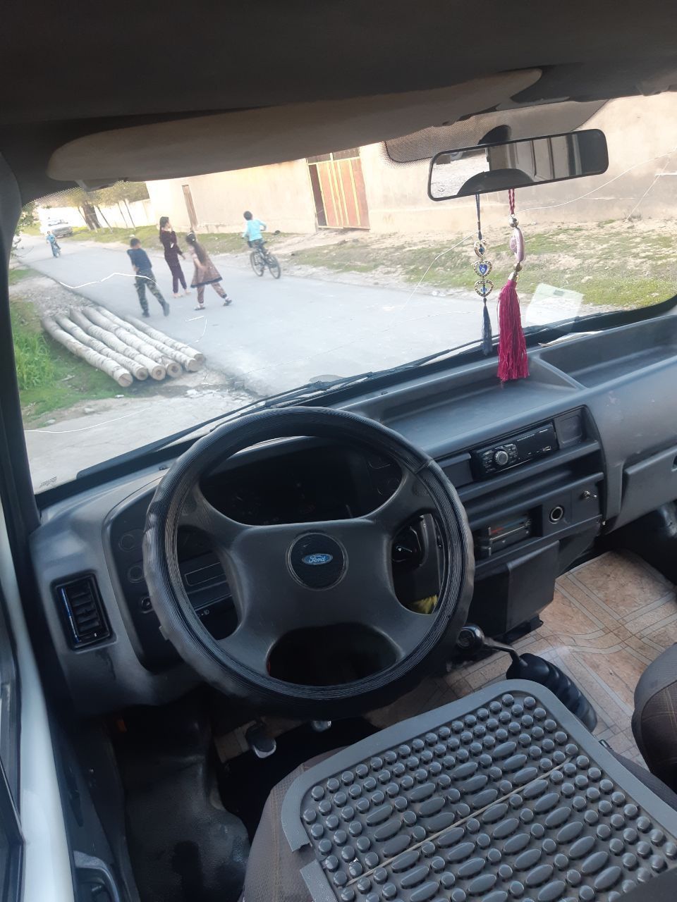 Ford Tranzit Srochna Sotiladi