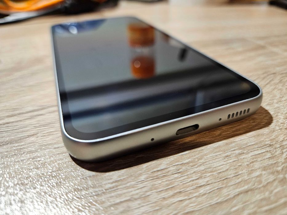 Samsung A54 Като Нов!