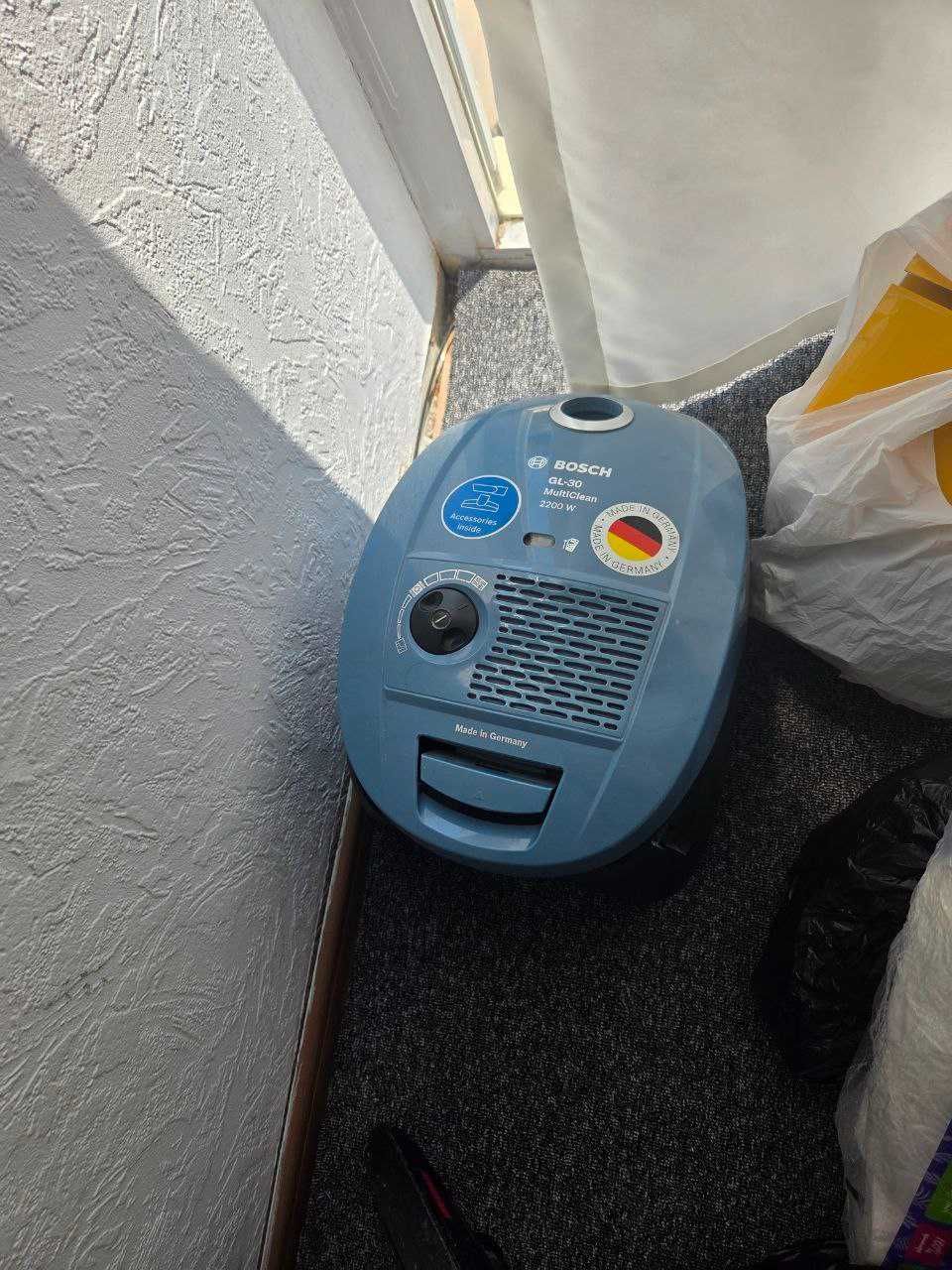 Bosch pilesos sotiladi.