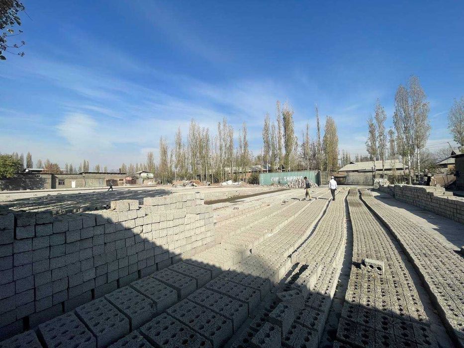 Нотурар жой бино сотилади №375