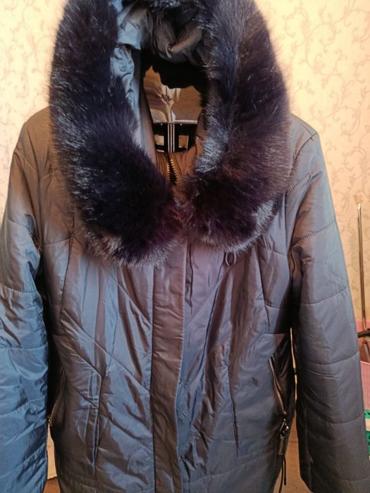 Продаю куртку новая