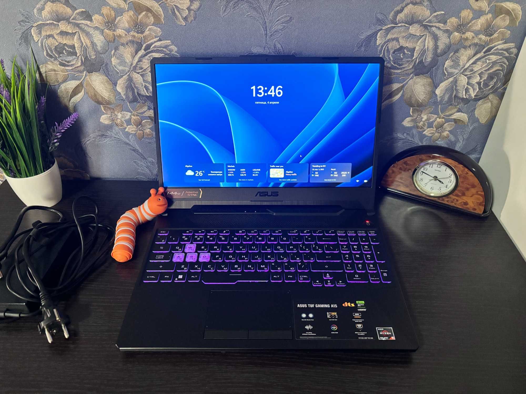 Asus TUF A15. Ryzen 5 7535hs. RTX 3050. 16 Ddr5 4800Mhz
