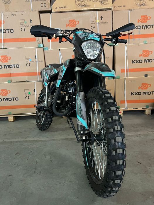 Cross motocros enduro motocicleta 150cc noua adusa din Germania