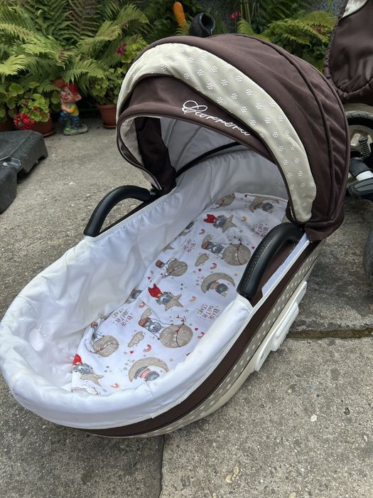 Бебешка количка Carera