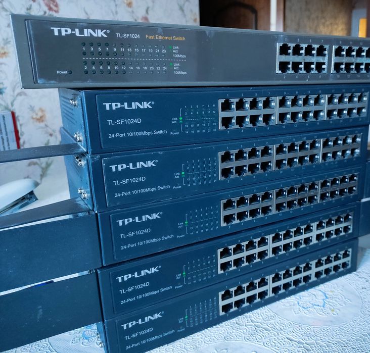 Продаются коммутатор TP-LINK, 24 портов - 5 шт