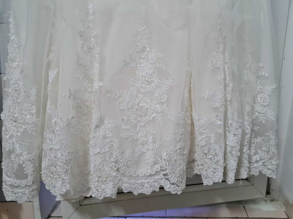 Rochie mireasa pantofi