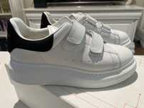 Alexander McQueen alb copii