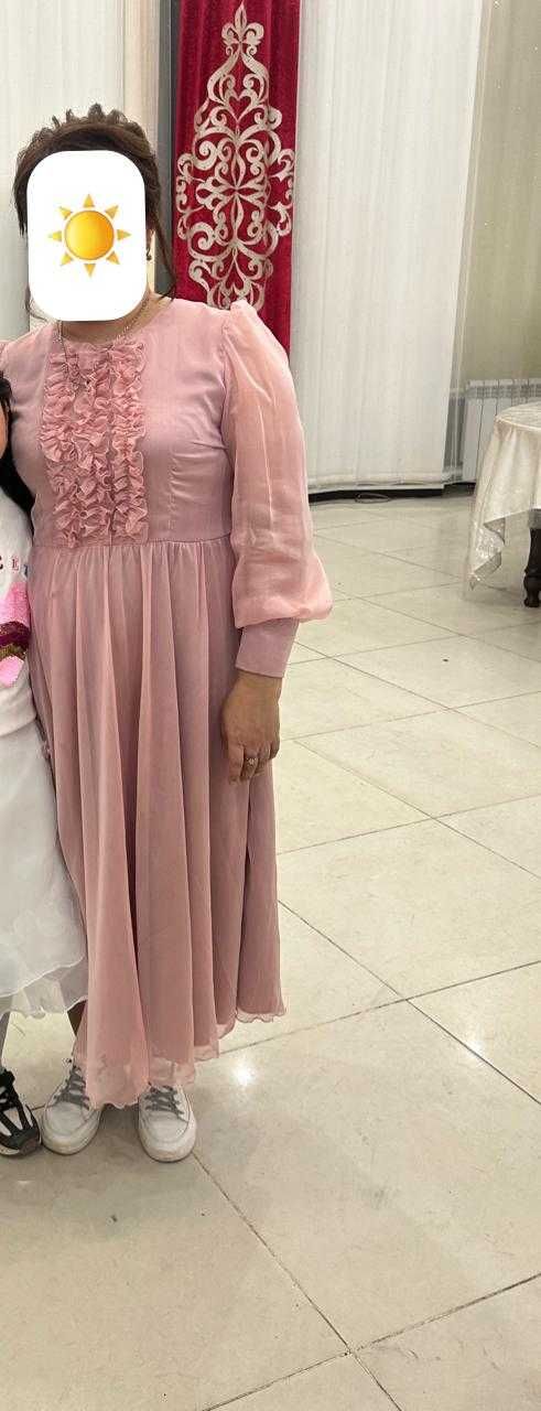 Очень красивое розовое свадебное платье в продаже