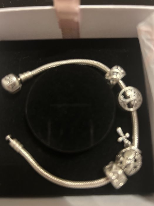 Vand bratara noua Pandora originala