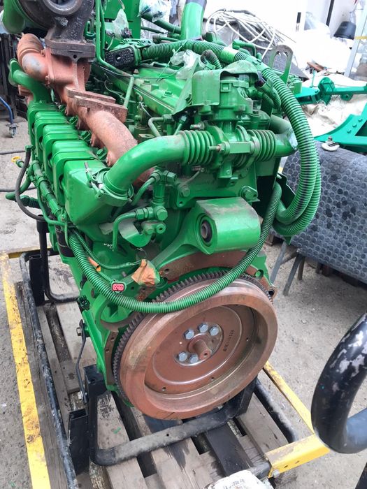 Motor JohnDeere aproape Nou
