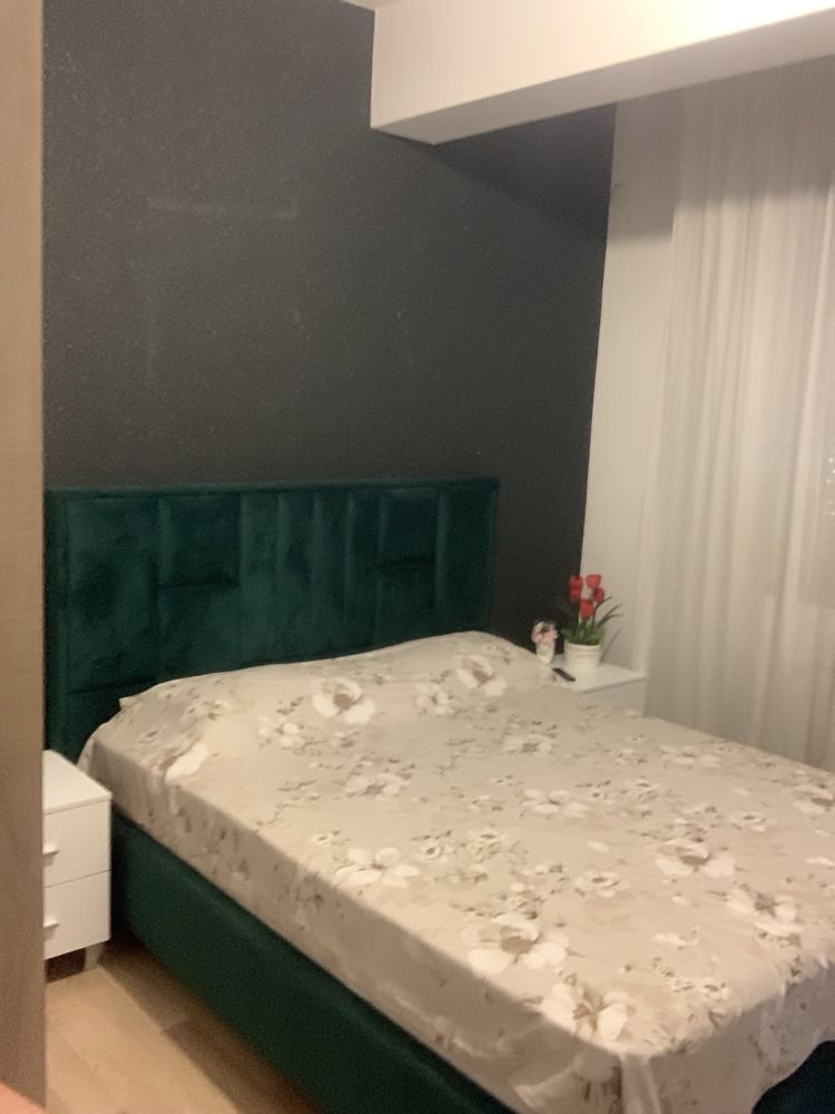 Proprietar - vand urgent apt. 3 cam.in vila + loc parcare