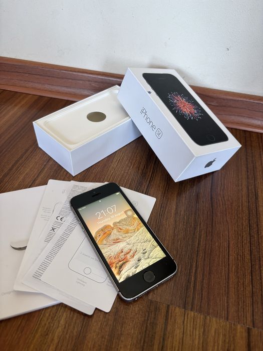 Iphone SE gen1 Apple