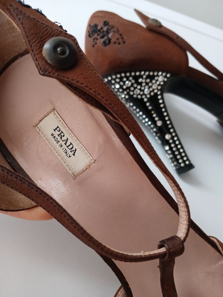Pantofi Prada autentici