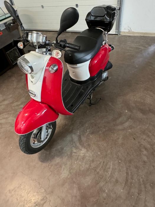 Vand scuter/moped