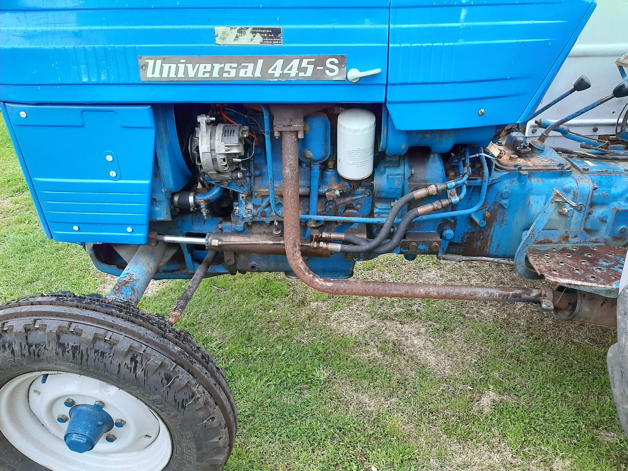 Tractor Universal 445, 2 manete, servodirectie
