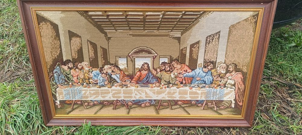 O piesă cusută manual Un vechi și frumos Goblen dimensiuni Mari