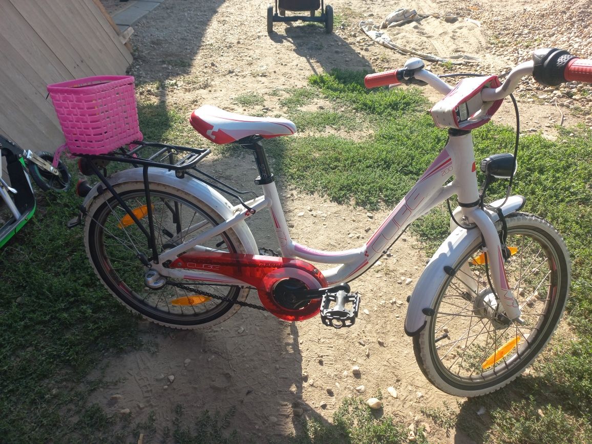 Bicicleta CUBE 20 fetite 2015 aluminiu