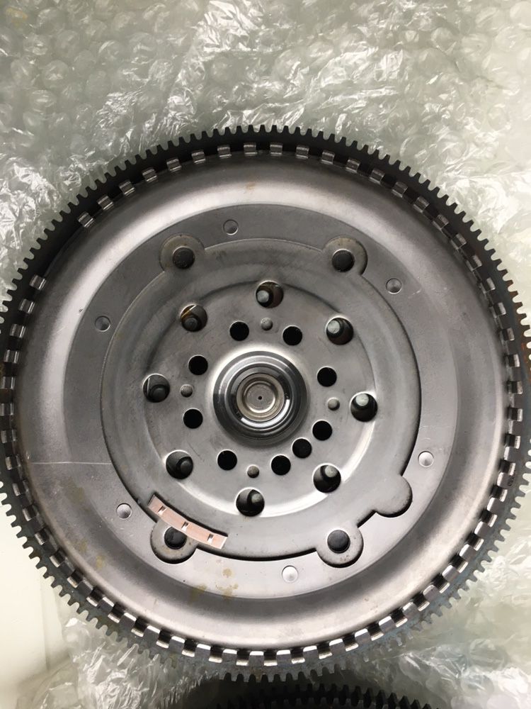 Volanta NOU pu  mercedes sprinter 2000-2005 . 2005-20010