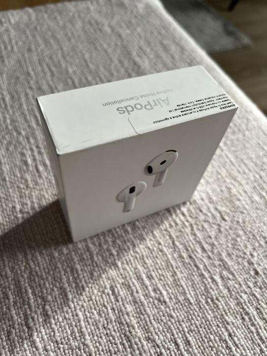 Casti Apple Airpods 4 Noise Cancelling (sigilate)